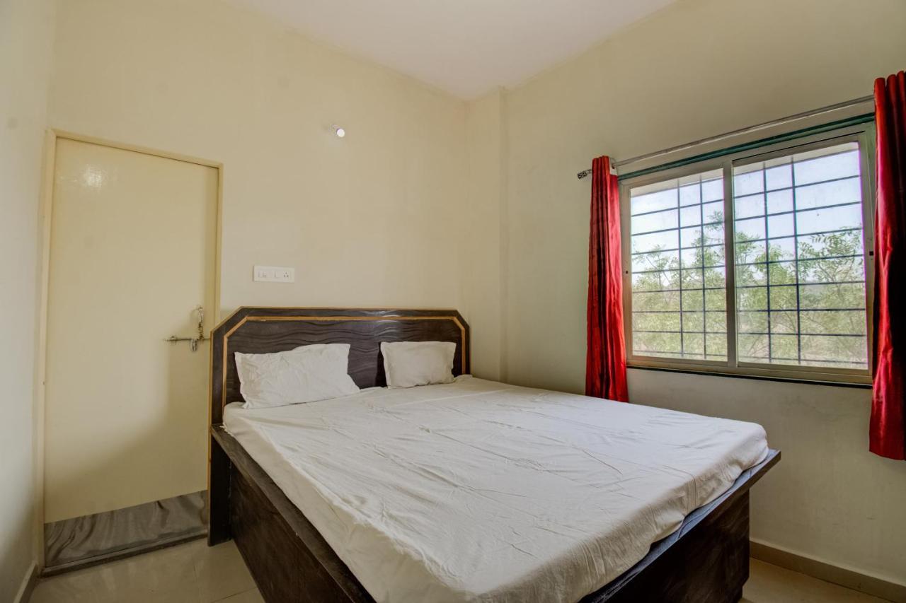 Spot On R D Homestay 1 Dispur Εξωτερικό φωτογραφία